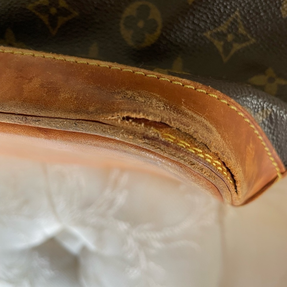 Used authentic LOUIS VUITTON LV Logo Alma Hand Bag - Picture 5 of 5